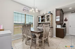 110 Eugene Ln, Tivoli, TX 77990 - Photo 7