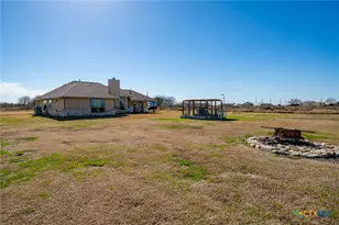 110 Eugene Ln, Tivoli, TX 77990 - Photo 33