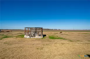 110 Eugene Ln, Tivoli, TX 77990 - Photo 29