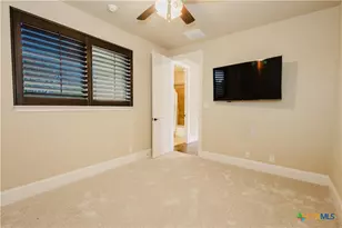 1024 Spanish Trail, New Braunfels, TX 78132 - Photo 47