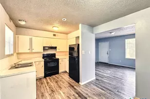 712 Martindale Rd, San Marcos, TX 78666 - Photo 9