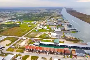 458 S 15th St, Port O'Connor, TX 77982 - Photo 43