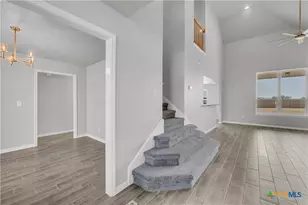 215 Overlook Trl, Copperas Cove, TX 76522 - Photo 5