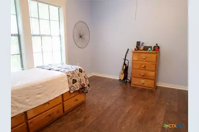 205 and 207 Hubbard Street, Yoakum, TX 77995 - Photo 37