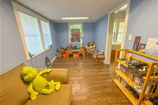 205 and 207 Hubbard St, Yoakum, TX 77995 - Photo 45