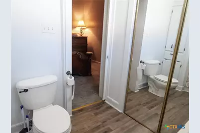 205 and 207 Hubbard Street, Yoakum, TX 77995 - Photo 23