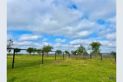 1118 Cr 447, Waelder, TX 78959 - Photo 9