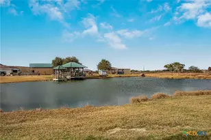 19 Dewberry Ln, Seadrift, TX 77983 - Photo 5