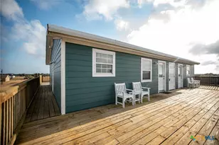 19 Dewberry Ln, Seadrift, TX 77983 - Photo 13