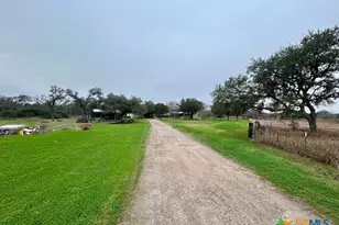 103 Forest View Dr, Victoria, TX 77905 - Photo 19