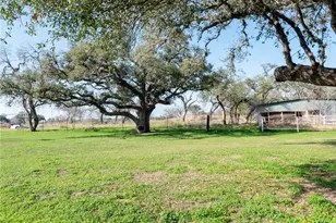 2419 US Hwy 87 Hwy, Cuero, TX 77954 - Photo 3