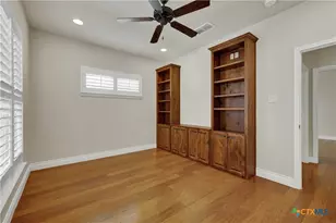 948 Hudson Ln, New Braunfels, TX 78130 - Photo 29