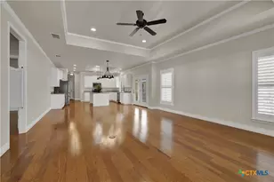 948 Hudson Ln, New Braunfels, TX 78130 - Photo 7