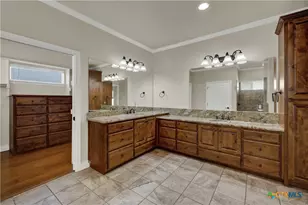 948 Hudson Ln, New Braunfels, TX 78130 - Photo 21