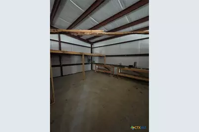 1080 Whisper Road, Luling, TX 78648 - Photo 9