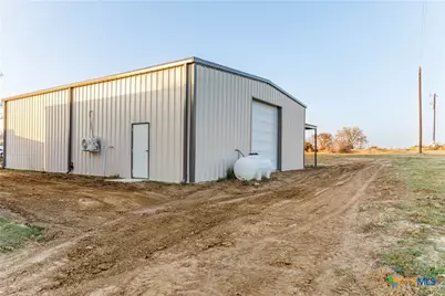 1080 Whisper Road, Luling, TX 78648 - Photo 27