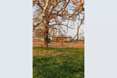 1080 Whisper Road, Luling, TX 78648 - Photo 17