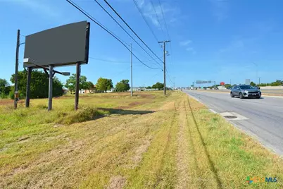 2050 N Ih 35, New Braunfels, TX 78130 - Photo 7