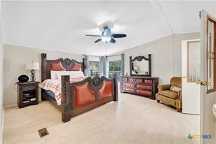 27522 Natural Bridge Caverns Rd, San Antonio, TX 78266 - Photo 11