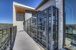 1728 Chardonnay, New Braunfels, TX 78132 - Photo 3