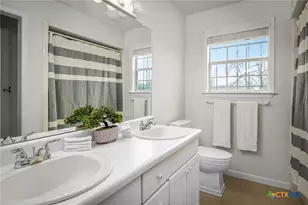 101 E Edgewater Terrace, New Braunfels, TX 78130 - Photo 19