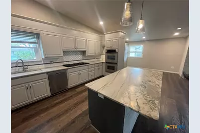 2803 Bon Aire Avenue, Victoria, TX 77901 - Photo 3