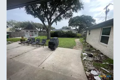 2803 Bon Aire Avenue, Victoria, TX 77901 - Photo 35