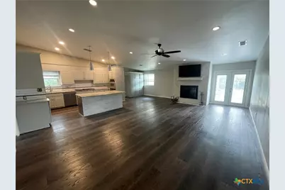 2803 Bon Aire Avenue, Victoria, TX 77901 - Photo 5