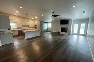 2803 Bon Aire Ave, Victoria, TX 77901 - Photo 5