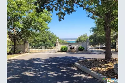 344 Scarlet Court, Canyon Lake, TX 78133 - Photo 3