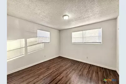 742 Martindale Road, San Marcos, TX 78666 - Photo 9