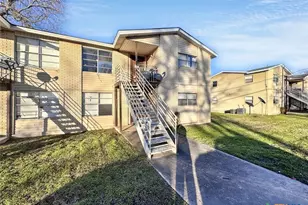 742 Martindale Rd, San Marcos, TX 78666 - Photo 1