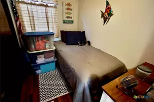 513 N 16th St, Port O'Connor, TX 77982 - Photo 23