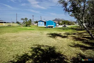 513 N 16th St, Port O'Connor, TX 77982 - Photo 31