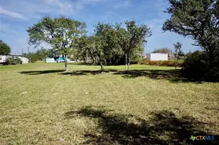 513 N 16th St, Port O'Connor, TX 77982 - Photo 35