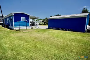 513 N 16th St, Port O'Connor, TX 77982 - Photo 7