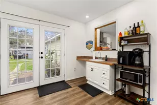 1143 Dawnridge Dr, Canyon Lake, TX 78133 - Photo 11