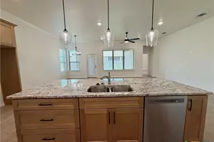 505 Magnolia Dr, Troy, TX 76579 - Photo 3