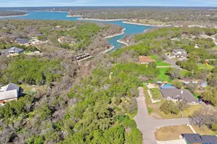 18 Aztec Ln, Morgans Point Resort, TX 76513 - Photo 1