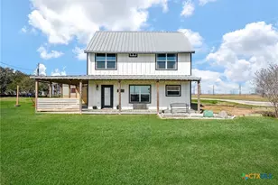 2749 W Bayshore Dr, Palacios, TX 77465 - Photo 3