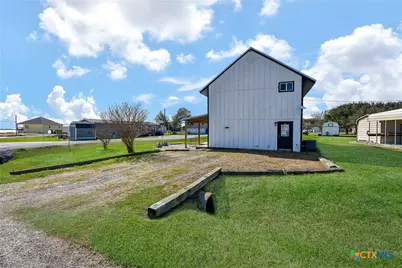 2749 W Bayshore Drive, Palacios, TX 77465 - Photo 43