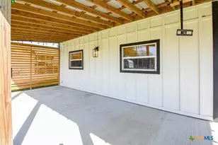 2749 W Bayshore Dr, Palacios, TX 77465 - Photo 47