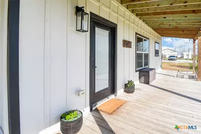 2749 W Bayshore Drive, Palacios, TX 77465 - Photo 7