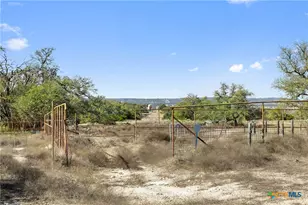 9069 Ranch Road 1323, Fredericksburg, TX 78624 - Photo 29