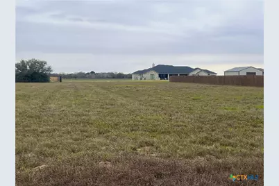 363 Sendera Loop, Victoria, TX 77904 - Photo 5