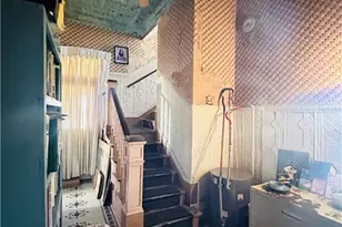 1002 Hopkins St, Yoakum, TX 77995 - Photo 3