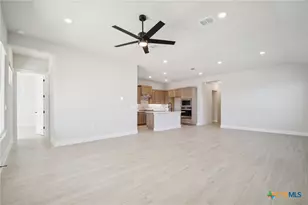 1505 Dancing Oak Ln, San Marcos, TX 78666 - Photo 9