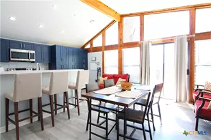 805 W 7th Ave, Belton, TX 76513 - Photo 1