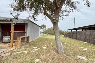 3053 W Monroe Ave, Port O'Connor, TX 77982 - Photo 35