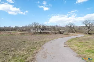 2662 Fm 2438, Seguin, TX 78155 - Photo 39